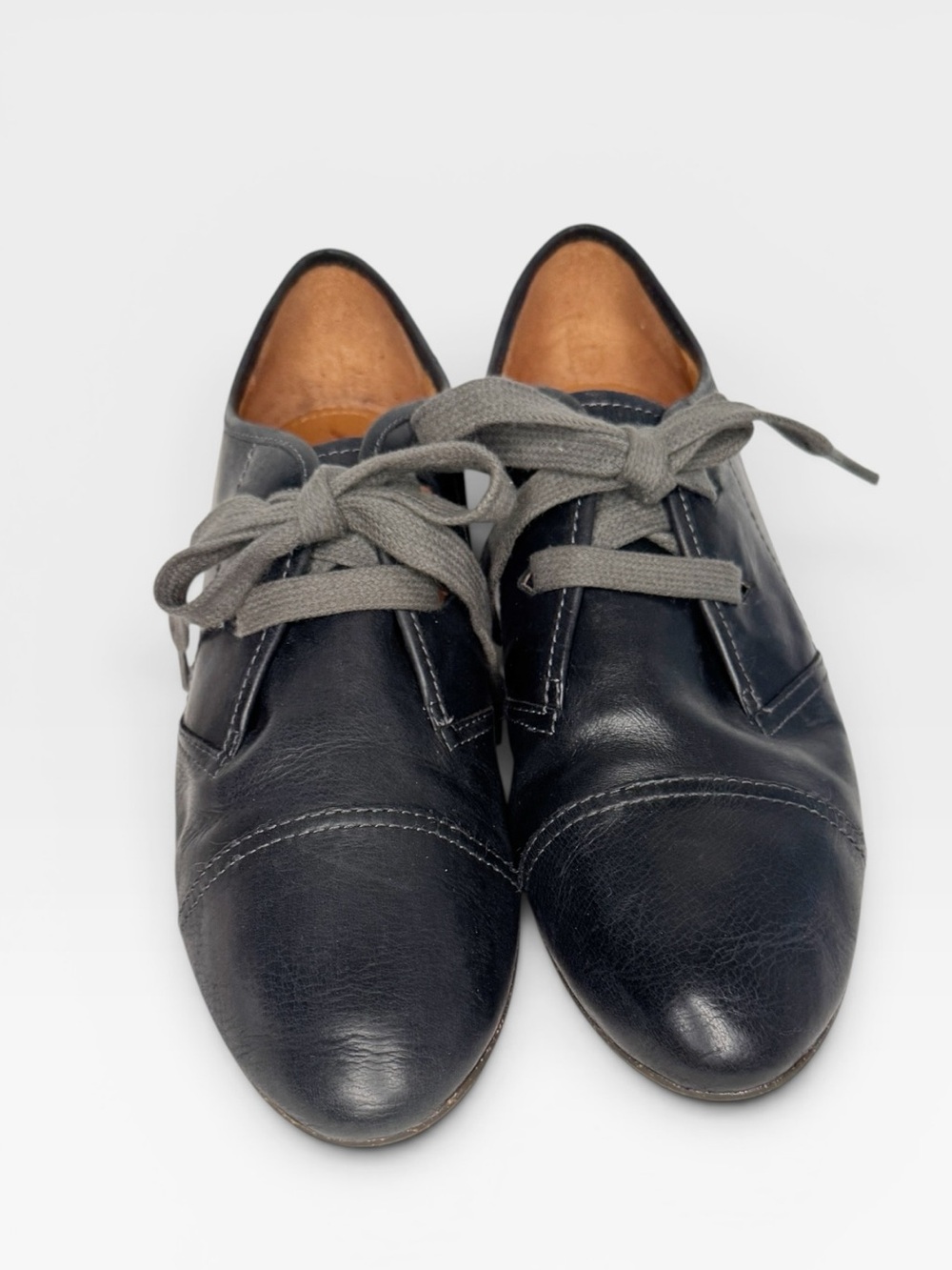 Naya Leather Oxford Flats – Lace-Up Cap Toe Black Shoes Size 10